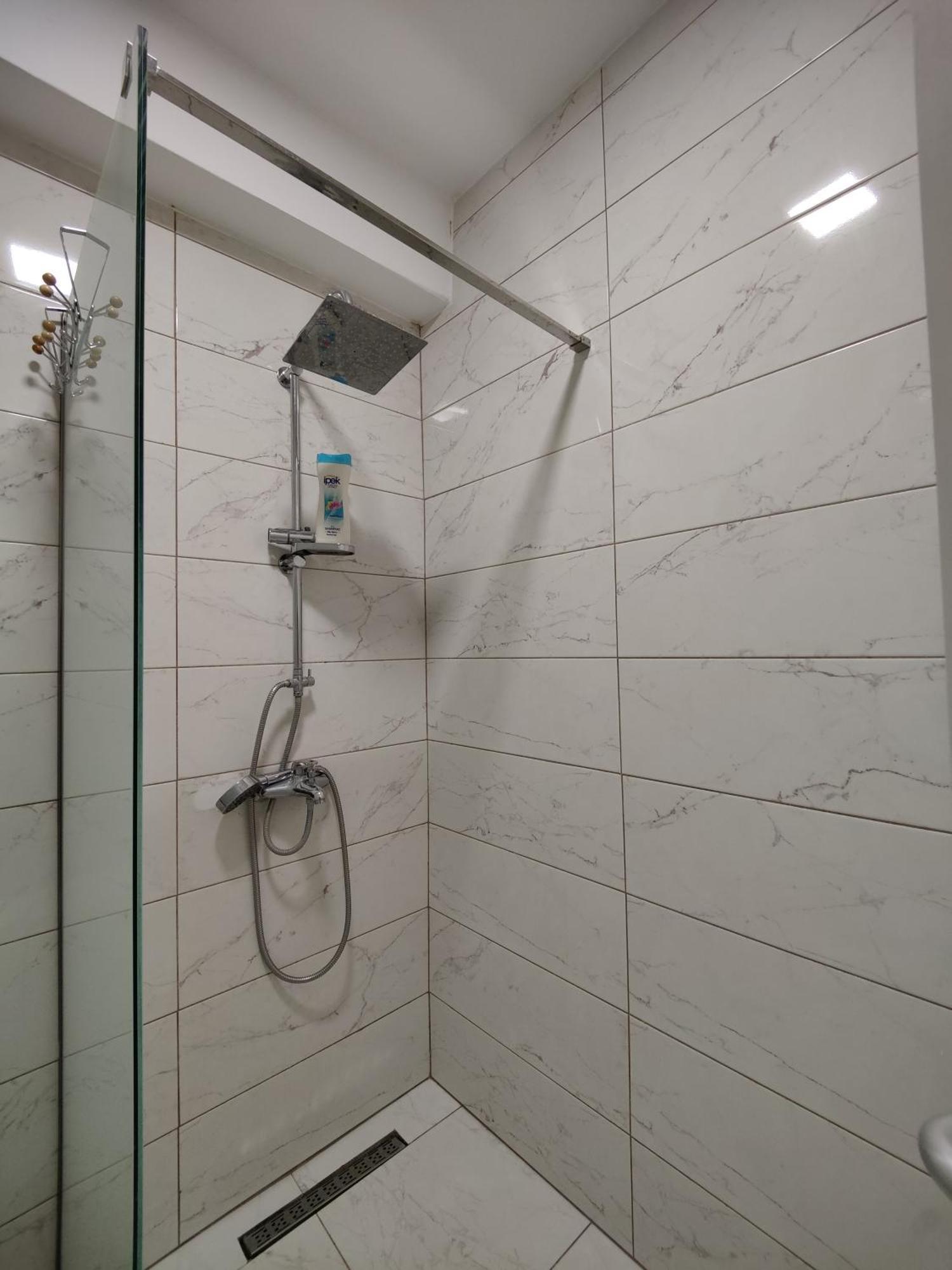פרישטינה Cozy Apartment מראה חיצוני תמונה